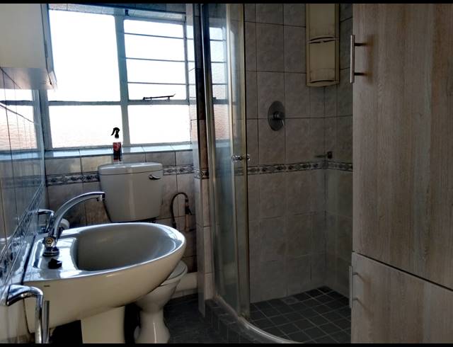 2 BEDROOM FLAT FOR SALE IN EDLEEN